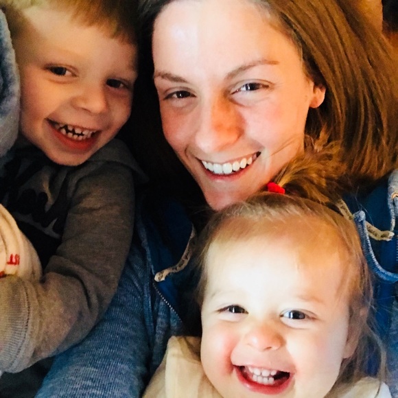 Meet your Posher, Ashley - Picture 2 of 3